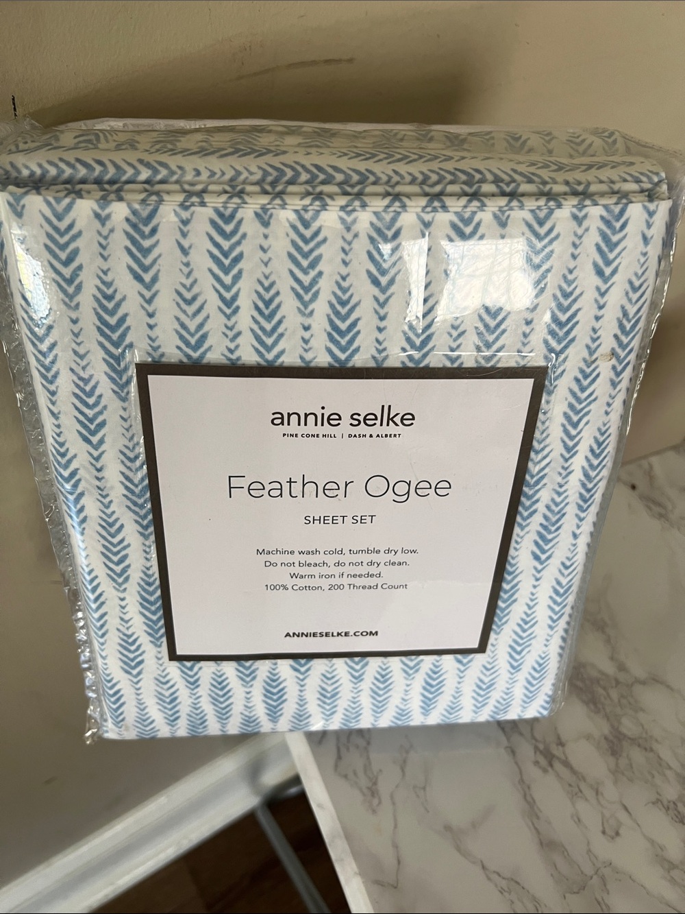 Annie Feather Ogee Sheet Set - Light Blue and White